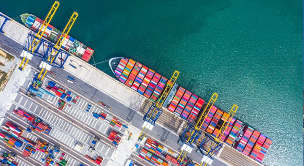 Fret maritime américain de la côte atlantique à la côte pacifique