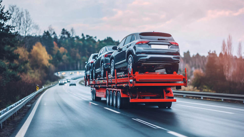 Le transport de voiture par camion : la solution continentale